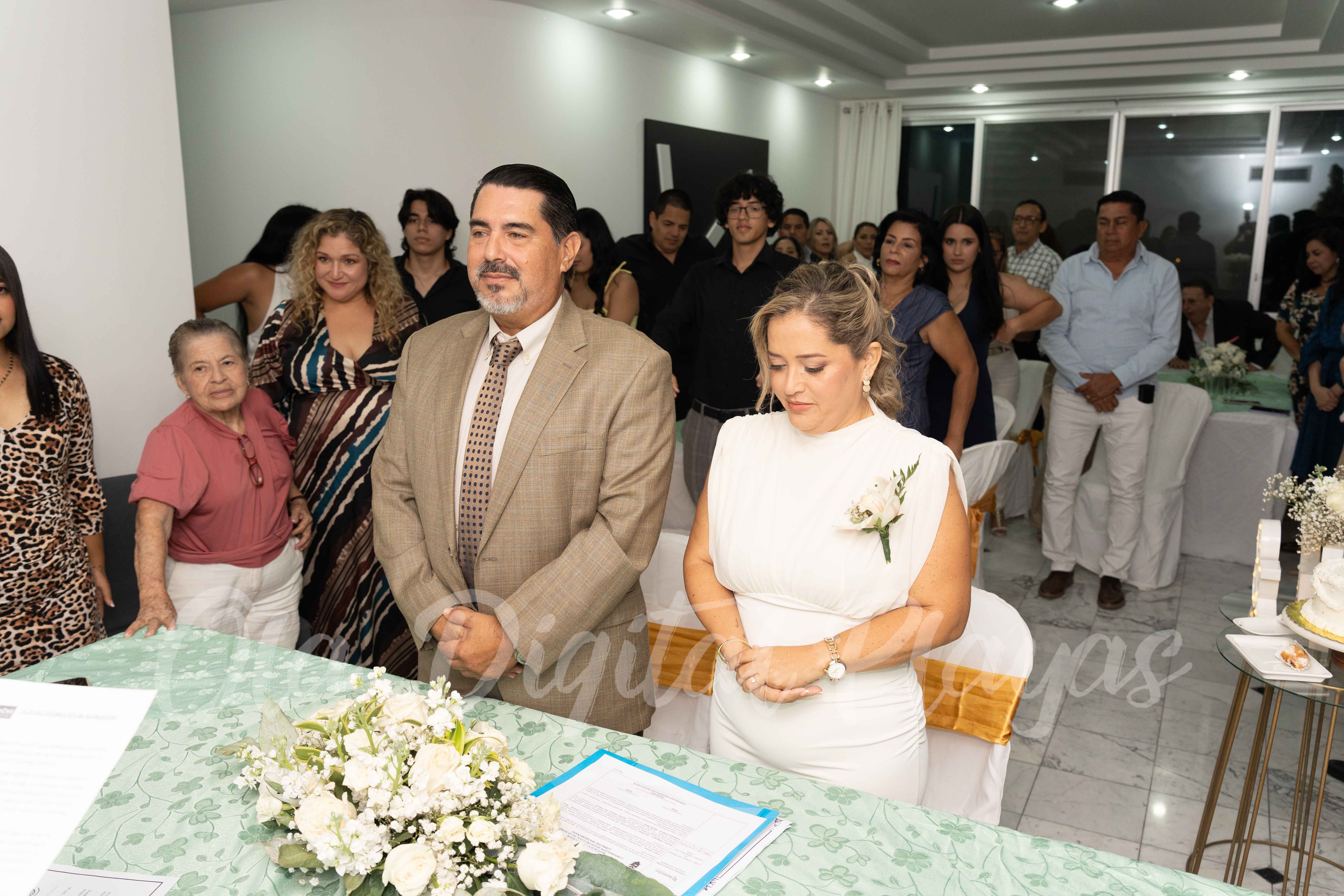 Foto Civil 215