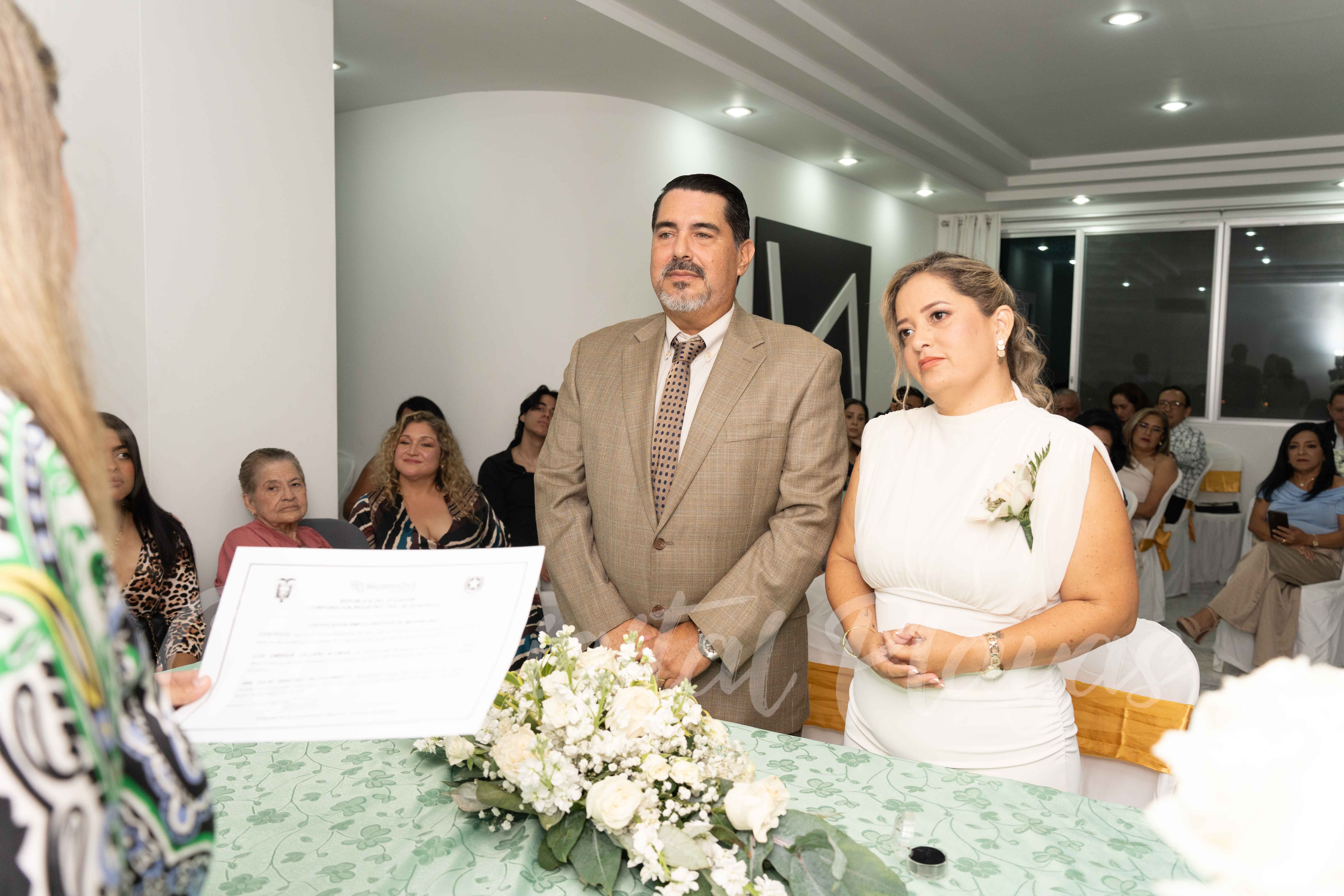 Foto Civil 300