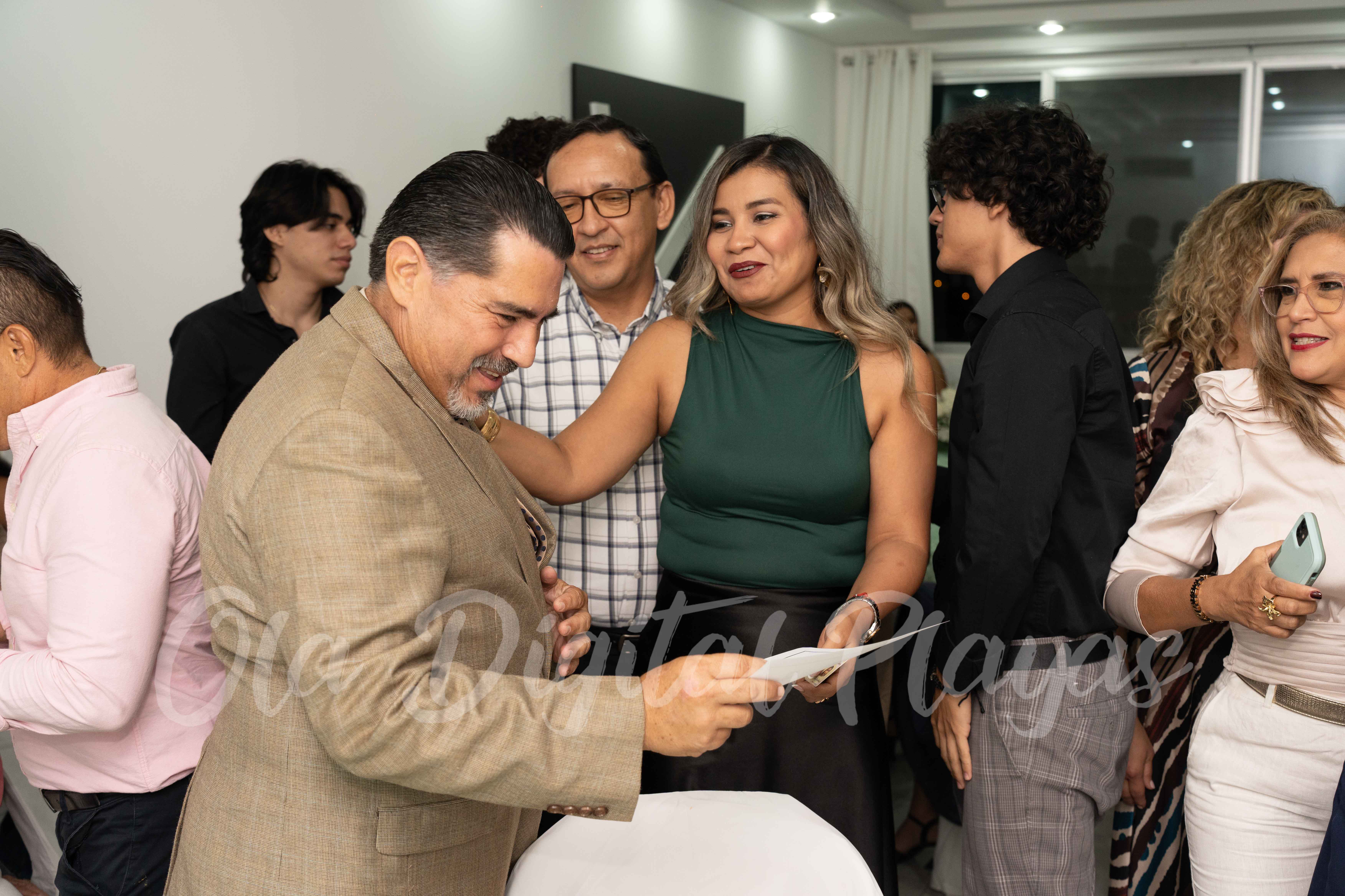 Foto Civil 328