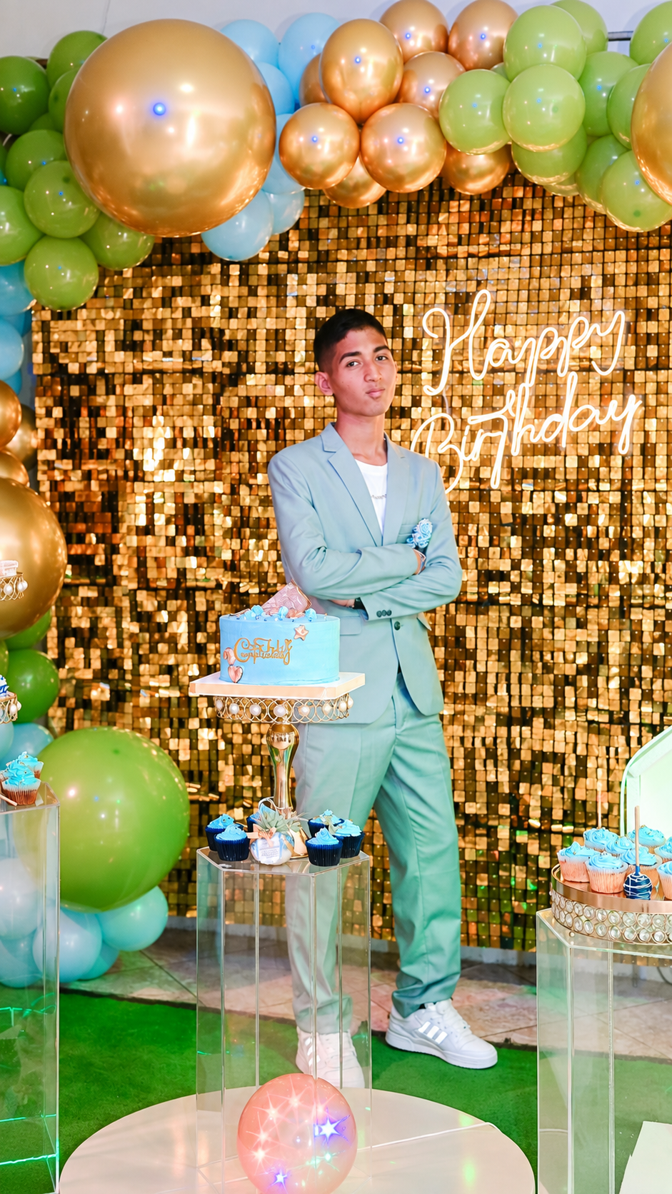 Josue — XV años en Playas, Ecuador