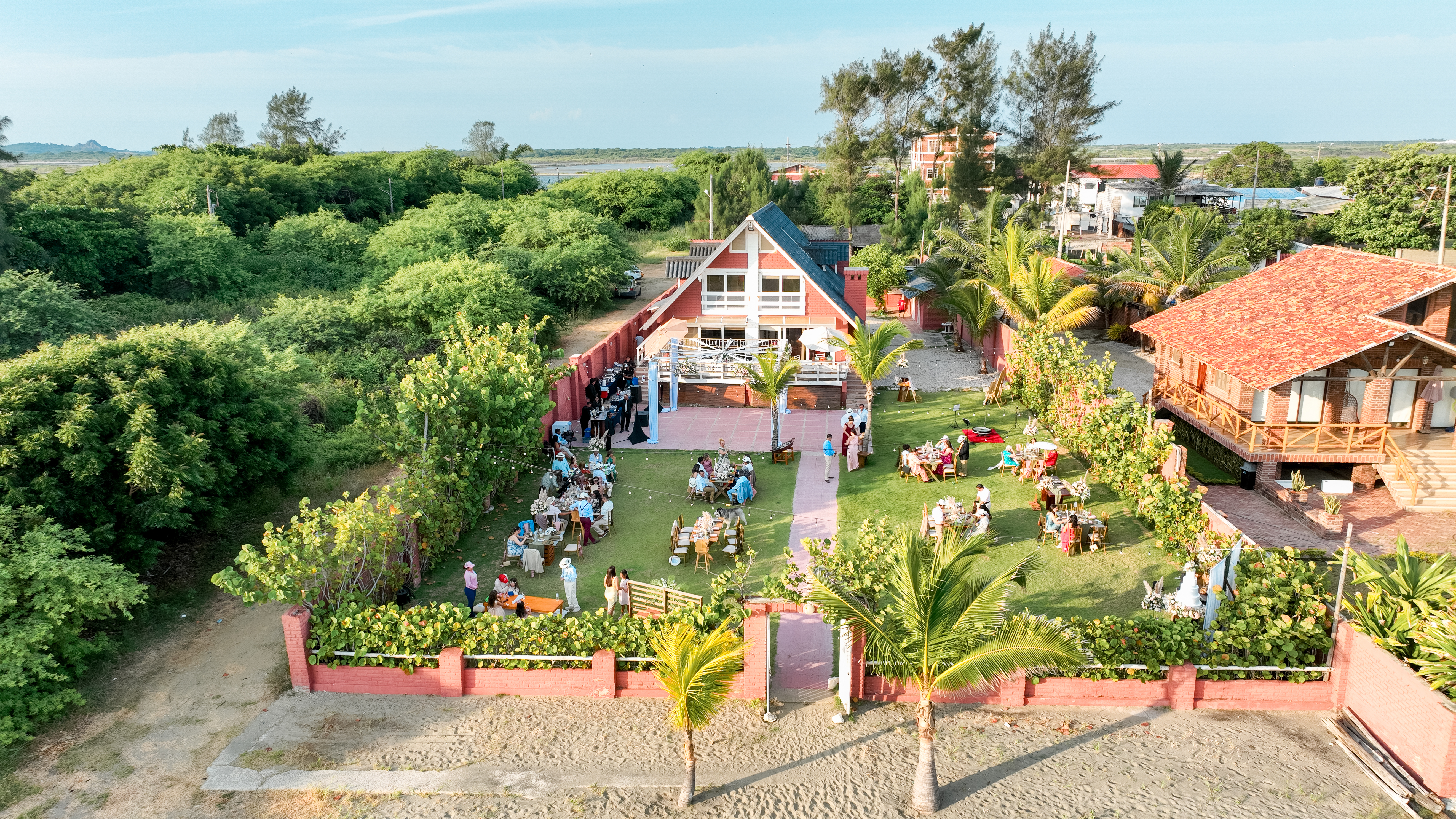 Chalet Suizo Boda Destino Playas Lujo