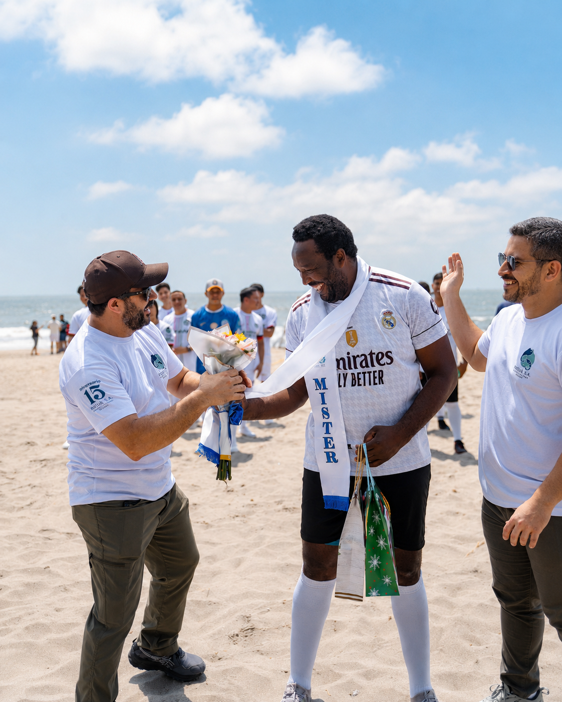 NATLUK — integración de trabajadores en Playas, Ecuador