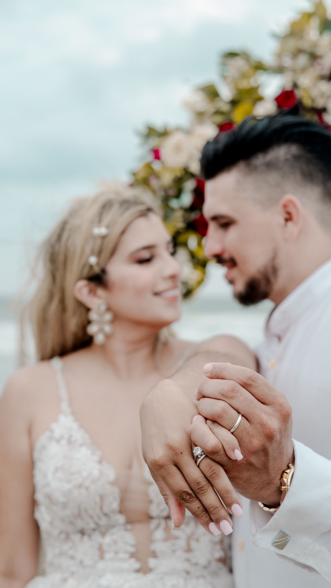 Miniatura de Reel: El Anillo y el Vestido